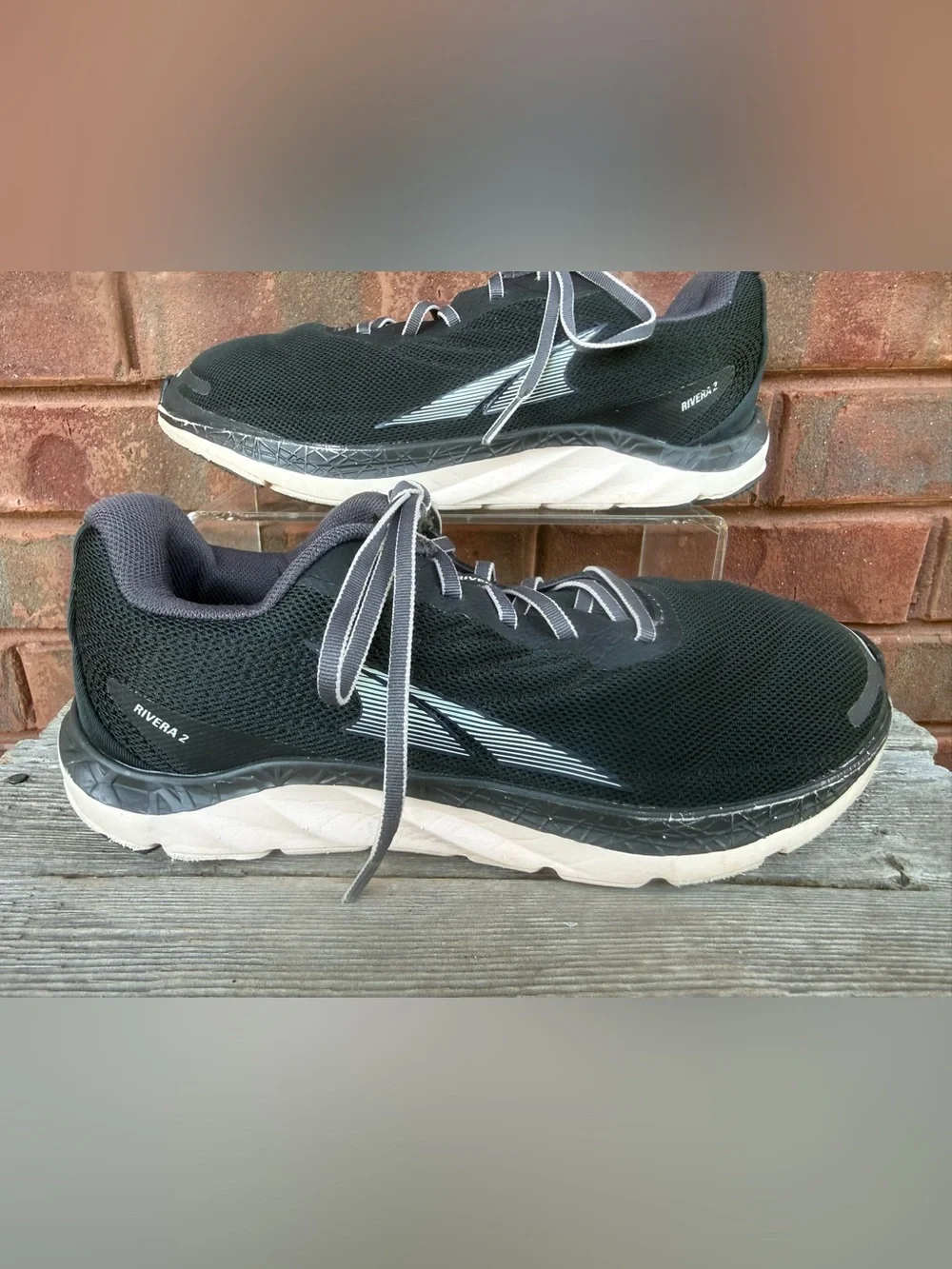 Altra Rivera 2 Womens Running Shoes Sneakers Size 7.5 Black Mesh AL0A5489060